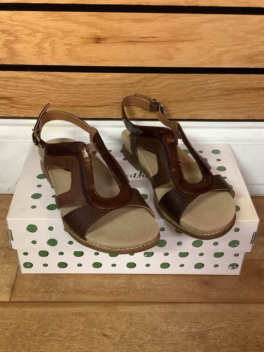 Earthie’s Arvello Sandal